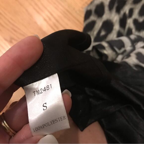 THML Animal Print Sleeveless Draped Front Dress - Size Small - Picture 6 of 6